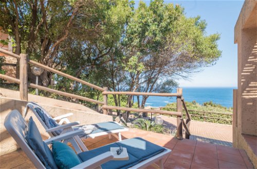 Foto 3 - Casa de 2 habitaciones en Trinità d'Agultu e Vignola con jardín y vistas al mar