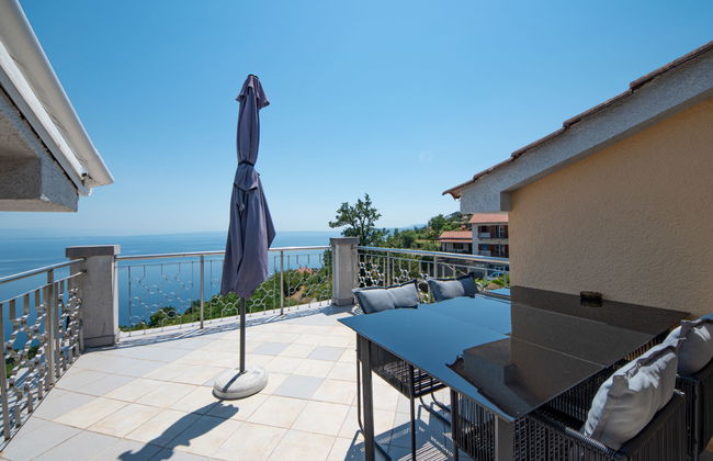 Apartamento de 3 quartos em Lovran com piscina e jardim - Foto 13