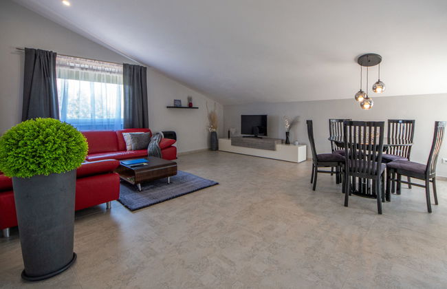 Apartamento de 3 quartos em Lovran com piscina e jardim - Foto 10
