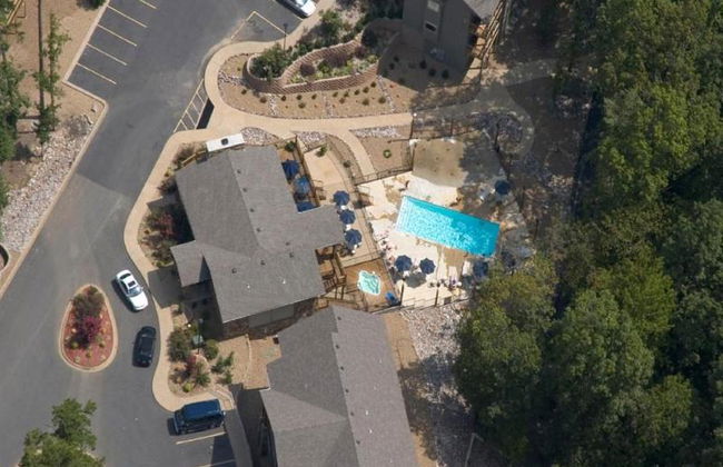 Los Lagos at Hot Springs Village Ramada by Wyndham - Photo 2
