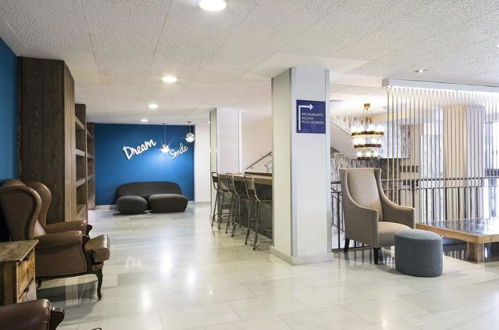 Photo 22 - Madrid Airport Suites Affiliated By Melia