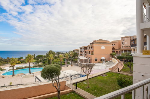 Photo 22 - Appartement de 1 chambre à Saint-Raphaël avec piscine et vues à la mer