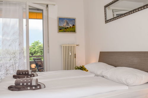 Foto 4 - Appartamento con 2 camere da letto a Minusio con vista sulle montagne