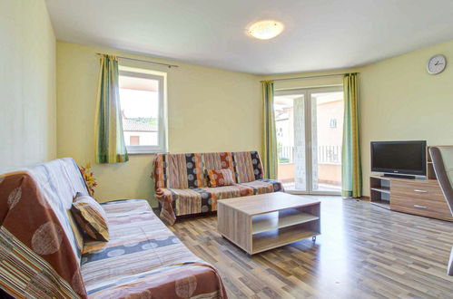 Photo 2 - 2 bedroom Apartment in Izola with sea view