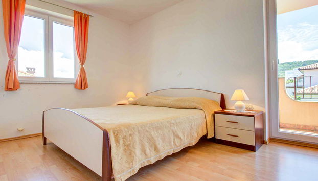 2 bedroom Apartment in Izola - Photo 5