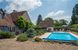 Foto 1 - Casa con 3 camere da letto a Saint-Denis-sur-Loire con piscina privata e giardino
