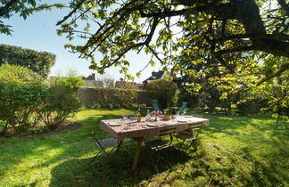 Foto 3 - Haus mit 3 Schlafzimmern in Saint-Denis-sur-Loire mit privater pool und garten