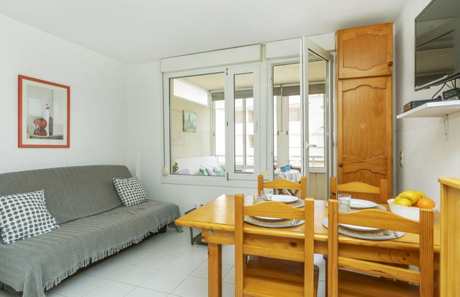Apartamento de 2 quartos em Vinaròs com piscina e jardim - Foto 2