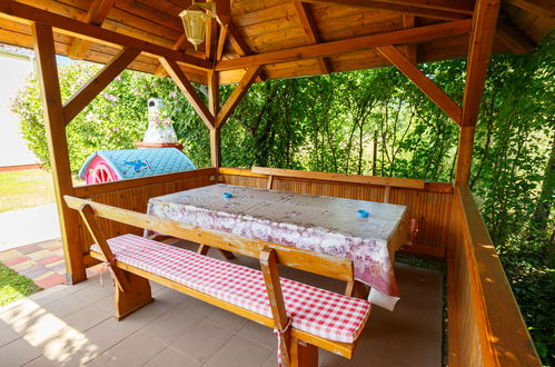 Photo 32 - Maison de 5 chambres à Siófok avec piscine privée et vues sur la montagne