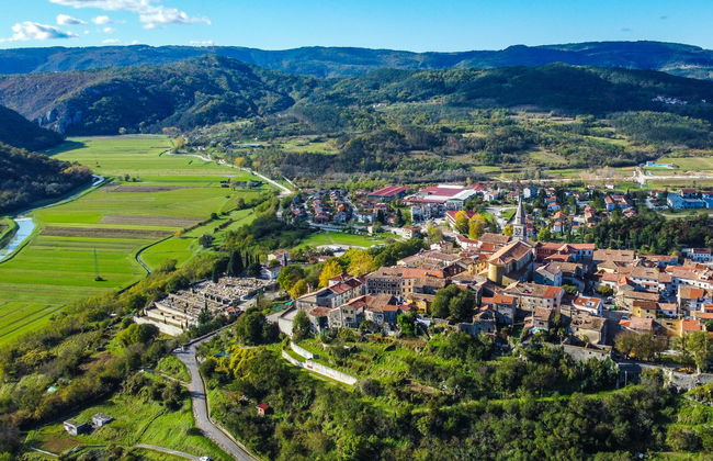 Apartamento de 3 quartos em Buzet com terraço e banheira de hidromassagem - Foto 23