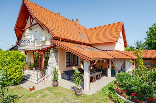 Foto 1 - Appartamento con 2 camere da letto a Balatonberény con giardino e terrazza