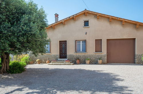 Photo 18 - 4 bedroom House in Fourques with garden and terrace