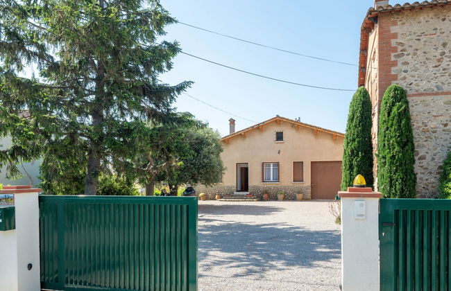 Haus mit 5 Schlafzimmern in Fourques mit garten und terrasse - Foto 3