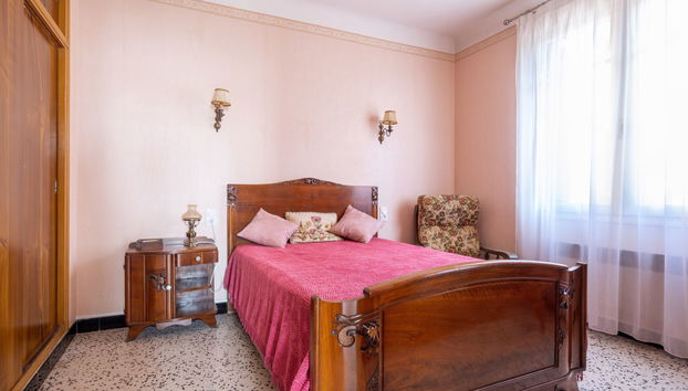 5 bedroom House in Fourques with garden and terrace - Photo 5