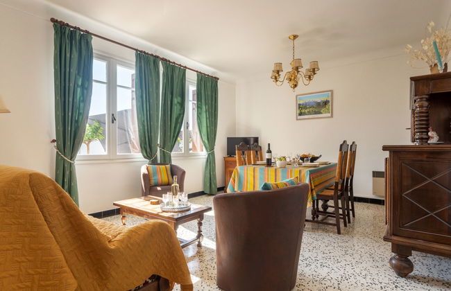 Haus mit 5 Schlafzimmern in Fourques mit garten und terrasse - Foto 2
