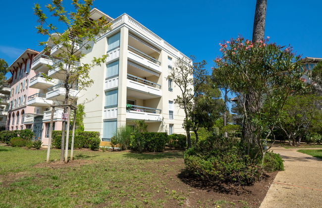 Apartamento de 2 quartos em Fréjus com piscina e jardim - Foto 21