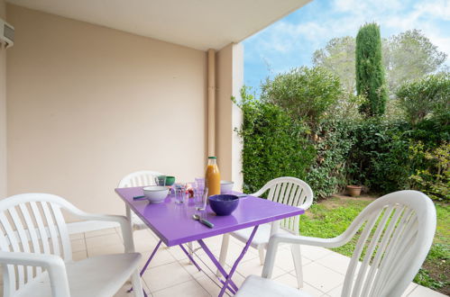 Photo 19 - Appartement de 2 chambres à Fréjus avec piscine et jardin