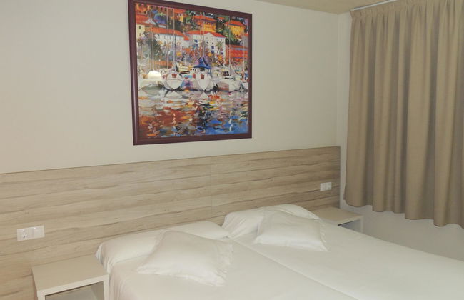 Apartamentos Turisticos Augustus - Foto 37