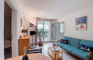 Photo 3 - 2 bedroom Apartment in Royan with swimming pool and terrace