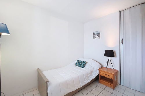 Photo 16 - 2 bedroom Apartment in Royan with swimming pool and terrace
