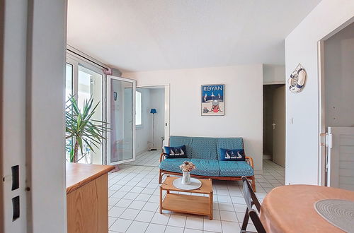 Photo 6 - 2 bedroom Apartment in Royan with swimming pool and terrace