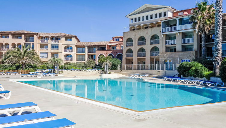 Photo 1 - Appartement de 2 chambres à Six-Fours-les-Plages avec piscine et terrasse