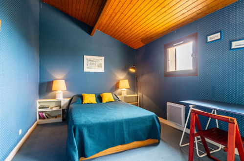 Foto 4 - Appartamento con 2 camere da letto a Saint-Palais-sur-Mer con vista mare