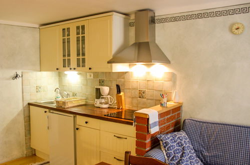 Foto 3 - Apartamento en Piran con terraza y sauna