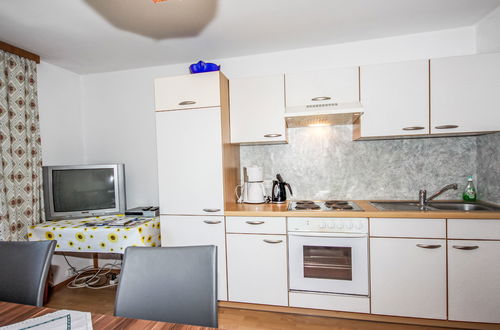 Foto 11 - Apartamento de 2 quartos em Pill com jardim e terraço