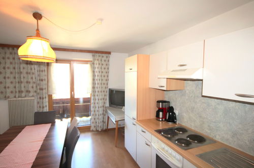 Foto 10 - Apartamento de 2 quartos em Pill com jardim e terraço