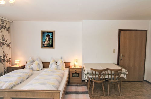 Foto 17 - Apartamento de 2 quartos em Pill com jardim e terraço