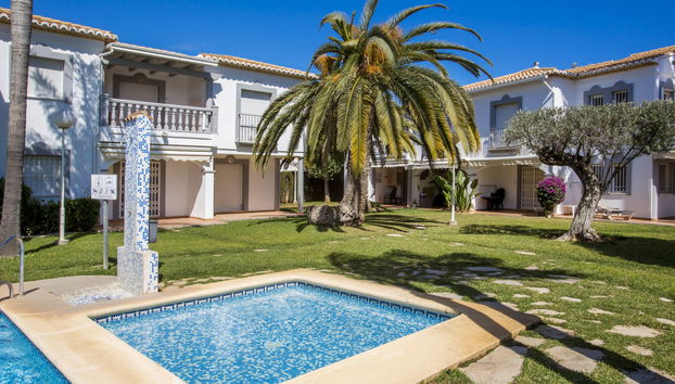 Apartamento de 3 quartos em Dénia com piscina e jardim - Foto 2