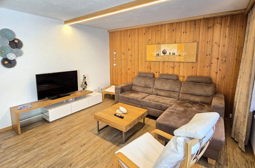 Foto 25 - Apartamento de 2 quartos em Saas-Grund com sauna