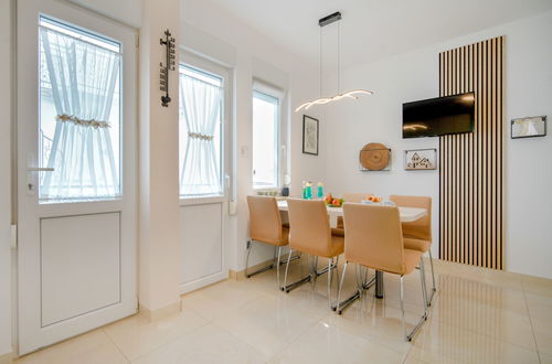 Foto 12 - Apartamento de 3 quartos em Crikvenica com terraço