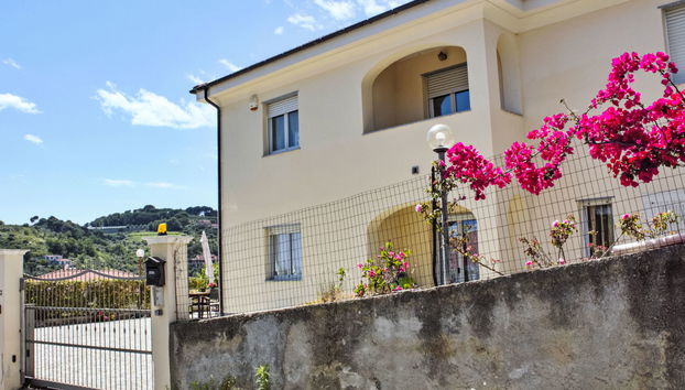 Apartment mit 3 Schlafzimmern in San Lorenzo al Mare mit garten und terrasse - Foto 2