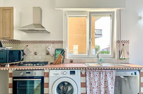 Foto 11 - Apartamento de 2 quartos em San Lorenzo al Mare com jardim e terraço
