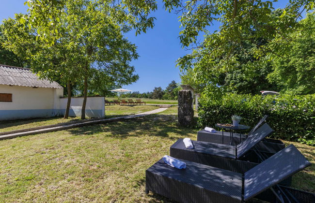 Casa de 4 quartos em Pazin com piscina privada e jardim - Foto 8