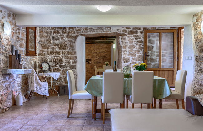 Casa de 4 quartos em Pazin com piscina privada e jardim - Foto 9