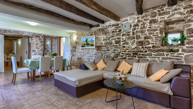 Casa de 4 quartos em Pazin com piscina privada e jardim - Foto 4