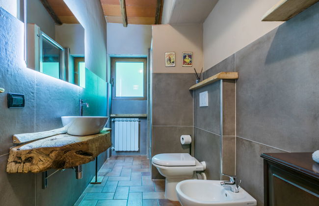 Apartamento de 2 quartos em Pescia com piscina e jardim - Foto 17
