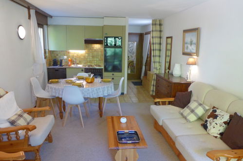 Photo 1 - 1 bedroom Apartment in Crans-Montana with swimming pool and terrace