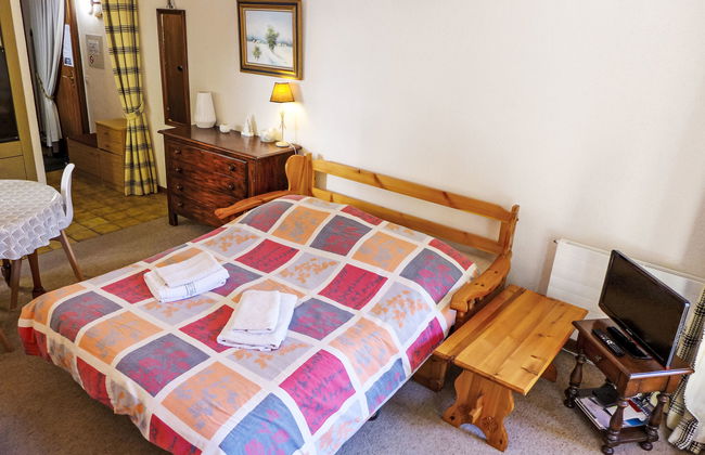 Apartamento de 2 quartos em Crans-Montana com piscina e terraço - Foto 11