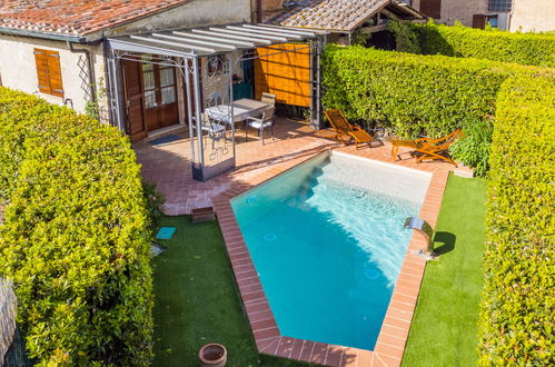 Foto 35 - Casa de 2 quartos em Poggibonsi com piscina privada e jardim