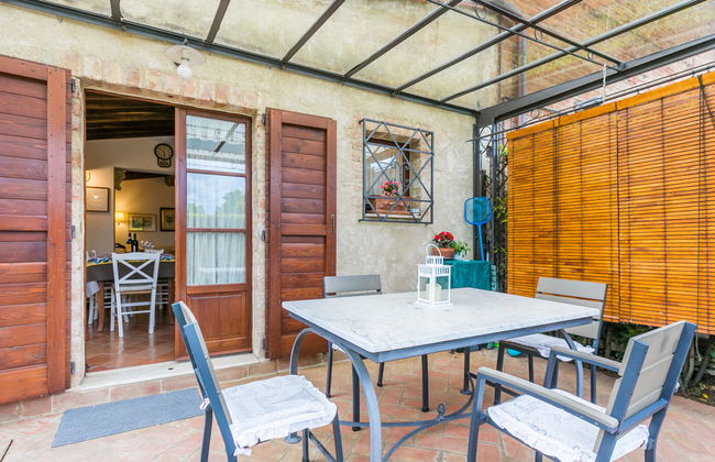 Casa de 2 quartos em Poggibonsi com piscina privada e jardim - Foto 3