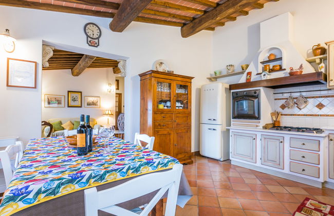 Casa de 2 quartos em Poggibonsi com piscina privada e jardim - Foto 12