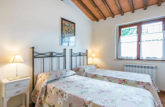 Casa de 2 quartos em Poggibonsi com piscina privada e jardim - Foto 26