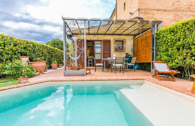Casa de 2 quartos em Poggibonsi com piscina privada e jardim - Foto 29