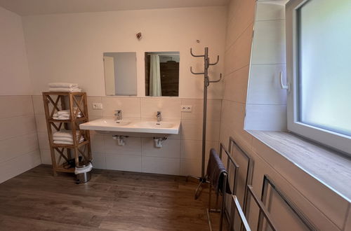 Foto 5 - Appartamento con 4 camere da letto a Hollersbach im Pinzgau con giardino e terrazza