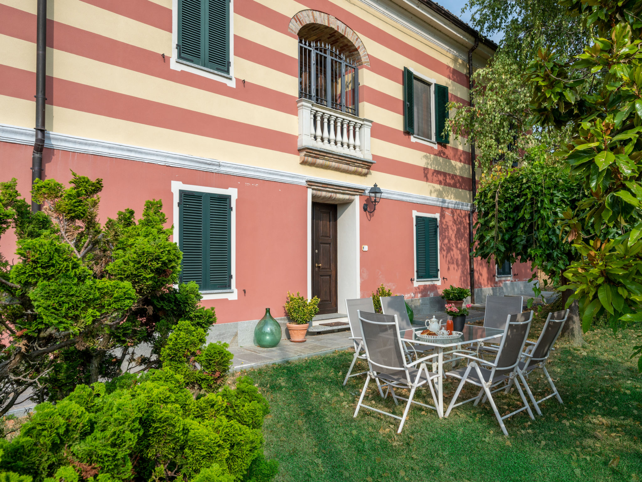 Photo 2 - Appartement de 2 chambres à Castelletto Merli avec jardin