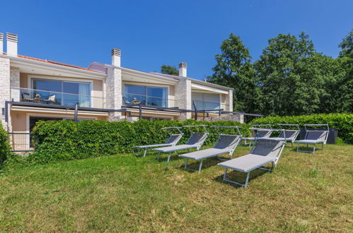 Photo 18 - Maison de 3 chambres à Umag avec piscine privée et jardin